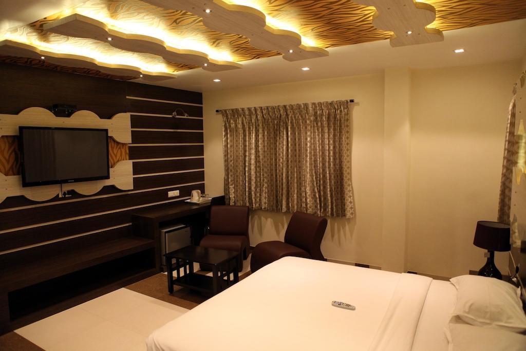 Sbs Grand Hotel Coimbatore Phòng bức ảnh