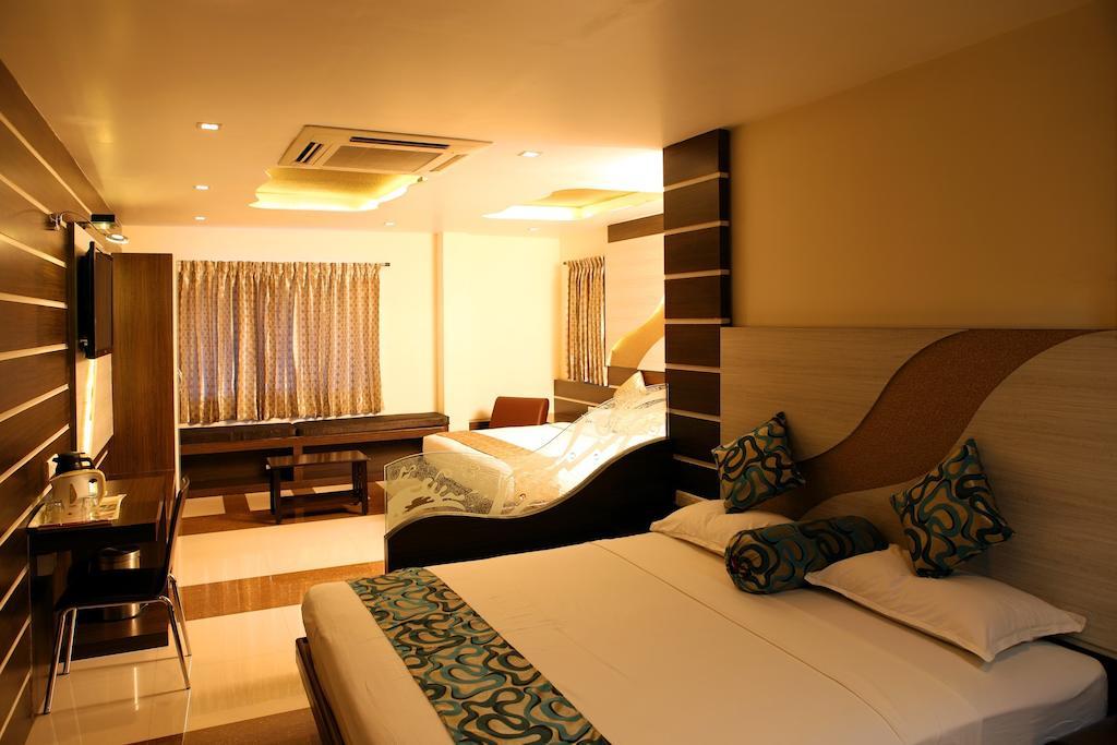Sbs Grand Hotel Coimbatore Phòng bức ảnh